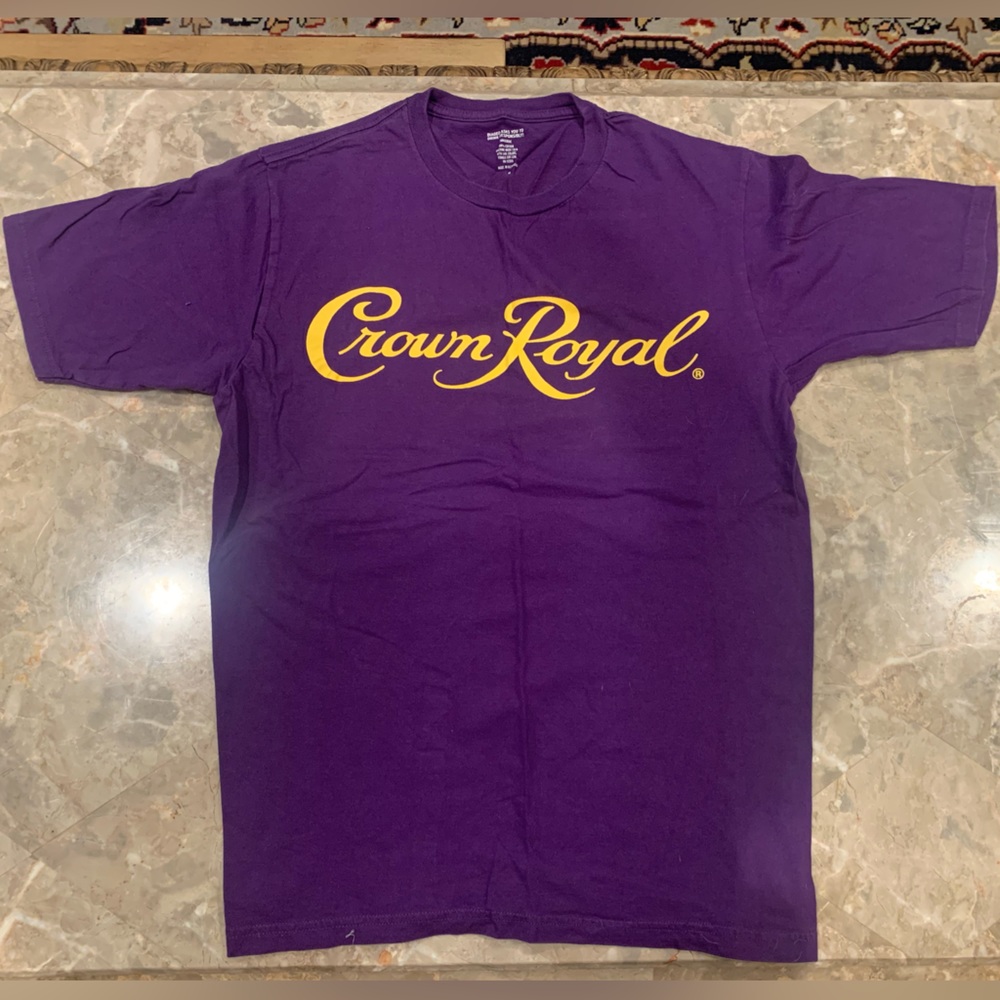 CROWN ROYAL Purple T-Shirt This Ain’t My First Rodeo M
